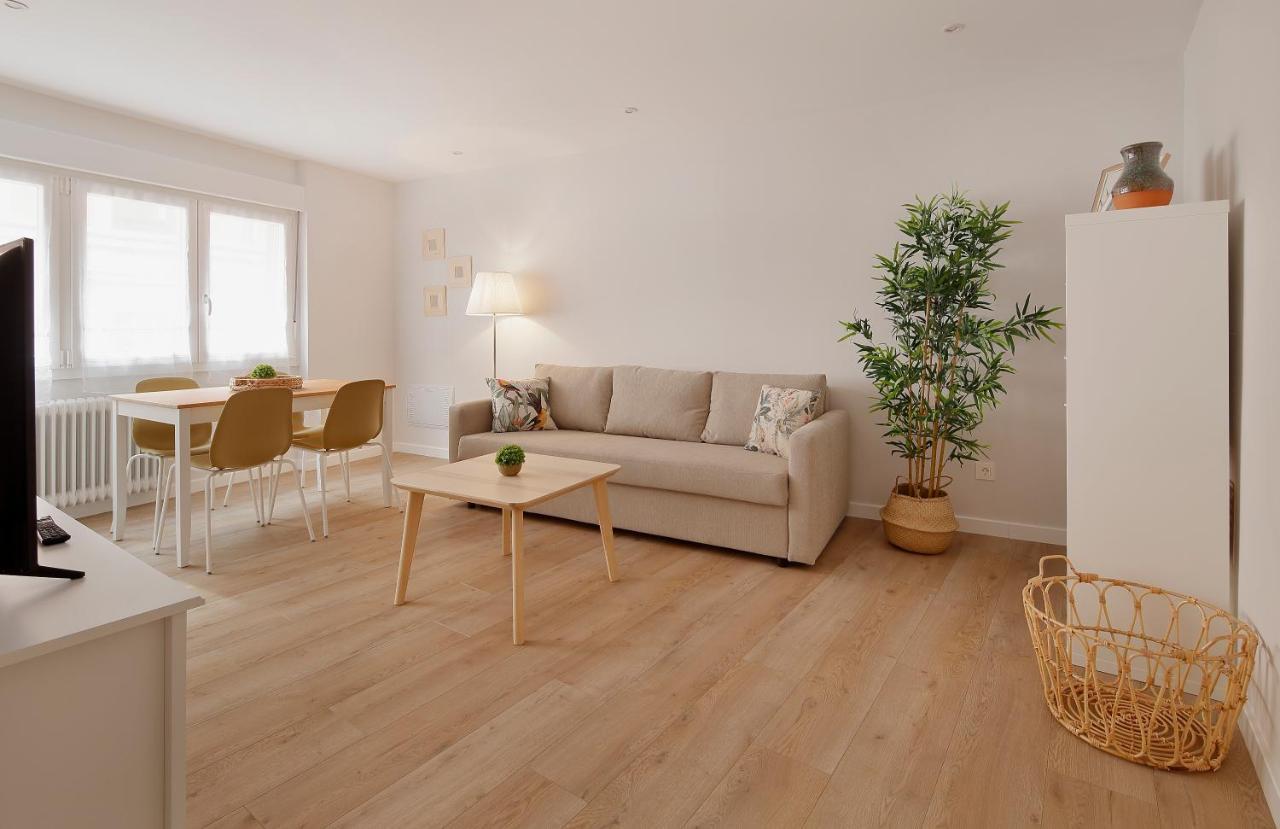 Apartamento Centro-El Carmen Gijón Exterior foto